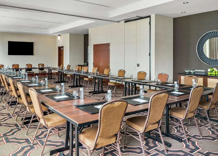 Hilton Garden Mccormick Place 3*