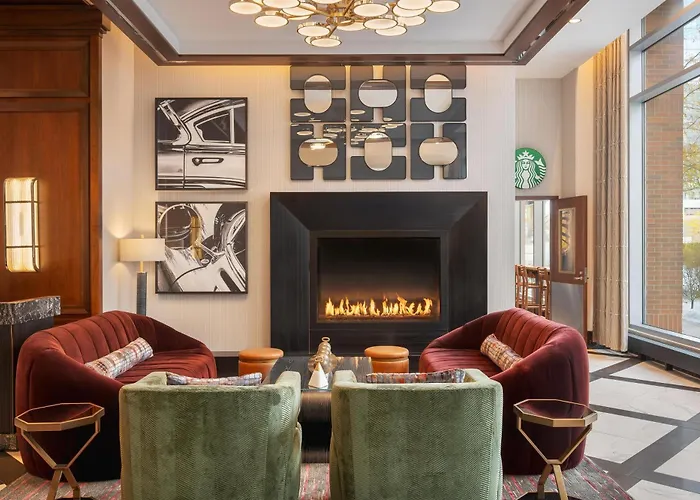 Hotel Hilton Garden Mccormick Place 3*